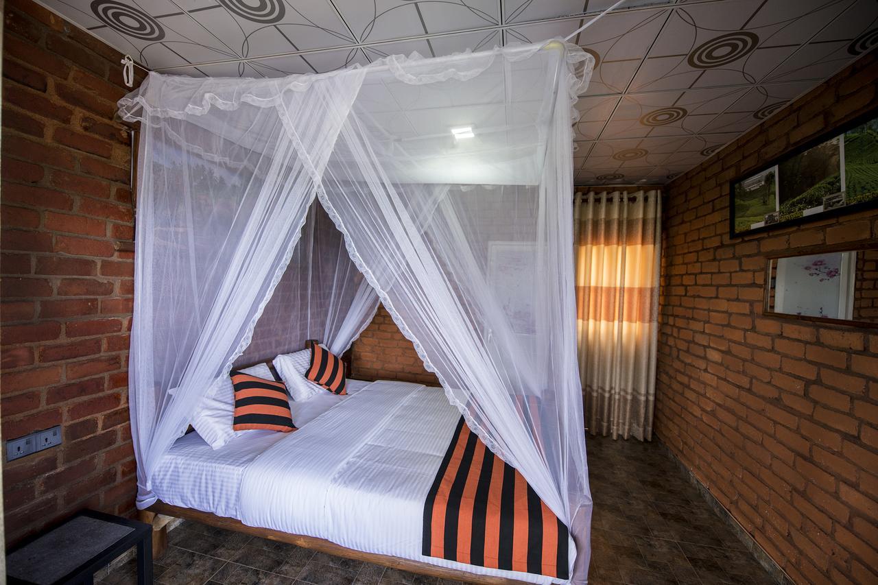 אלה Apurvi Homestay מראה חיצוני תמונה