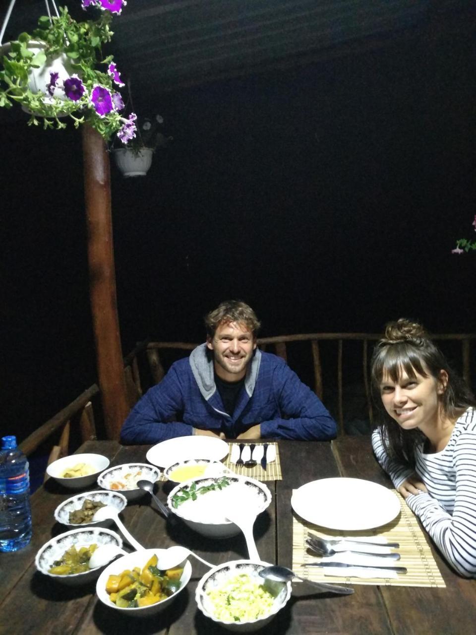 אלה Apurvi Homestay מראה חיצוני תמונה