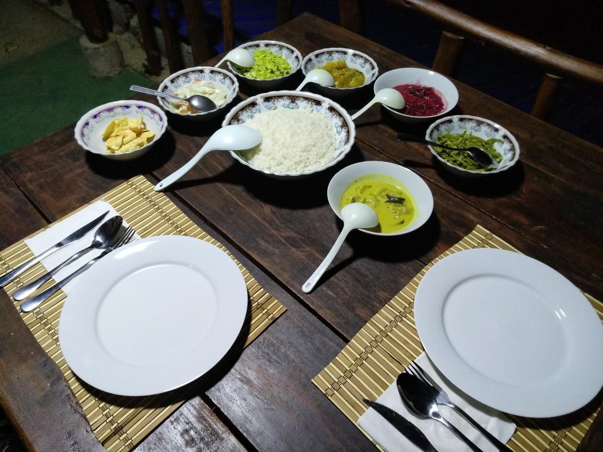 אלה Apurvi Homestay מראה חיצוני תמונה