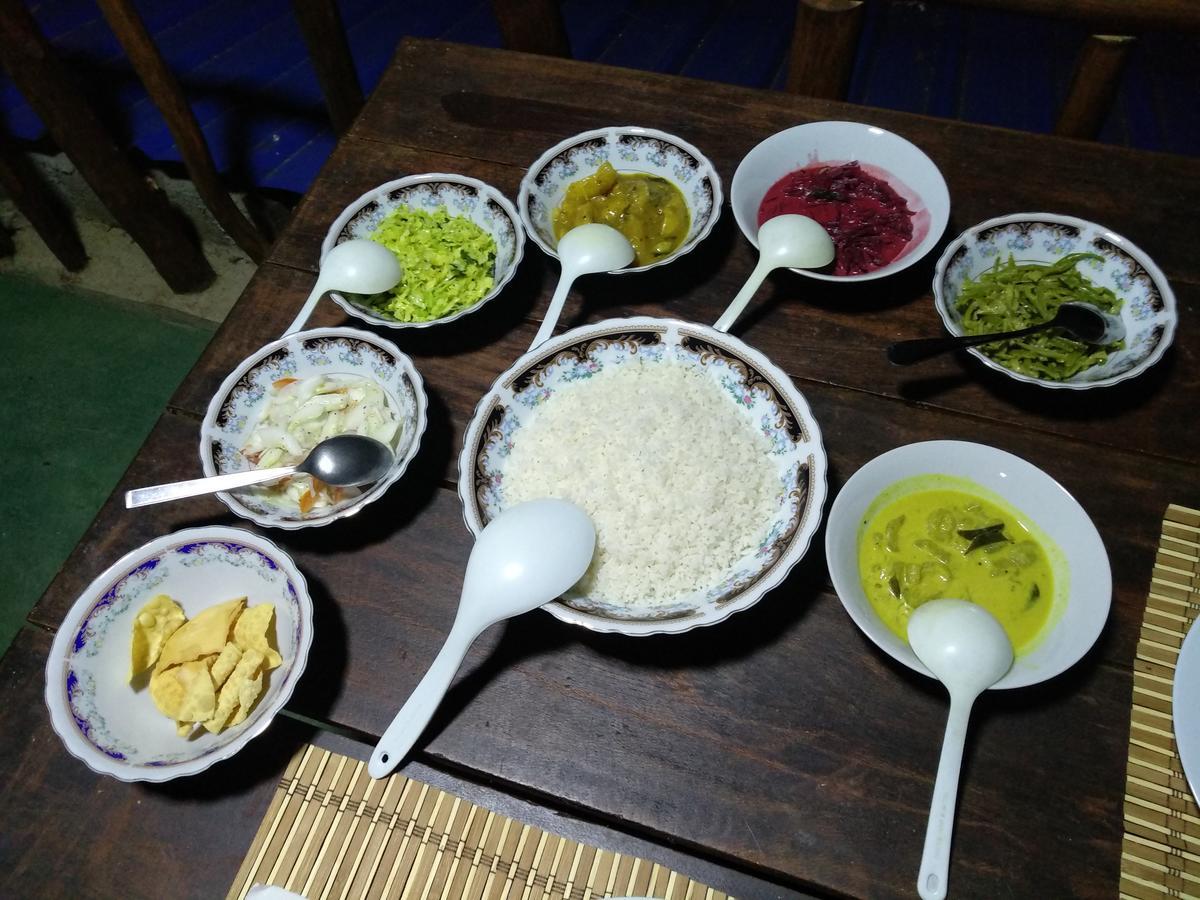 אלה Apurvi Homestay מראה חיצוני תמונה